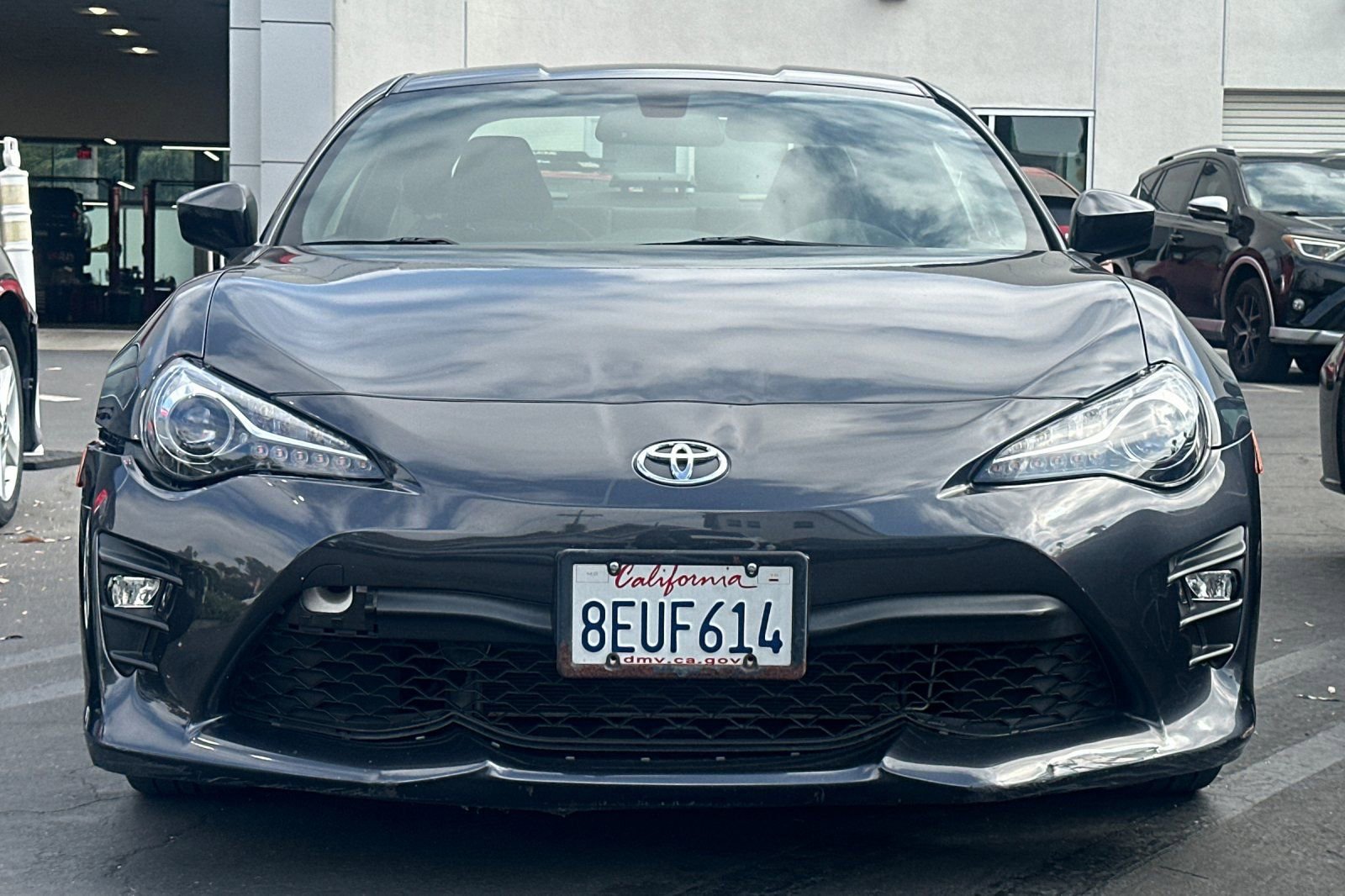 Used 2018 Toyota 86 RWD image 3