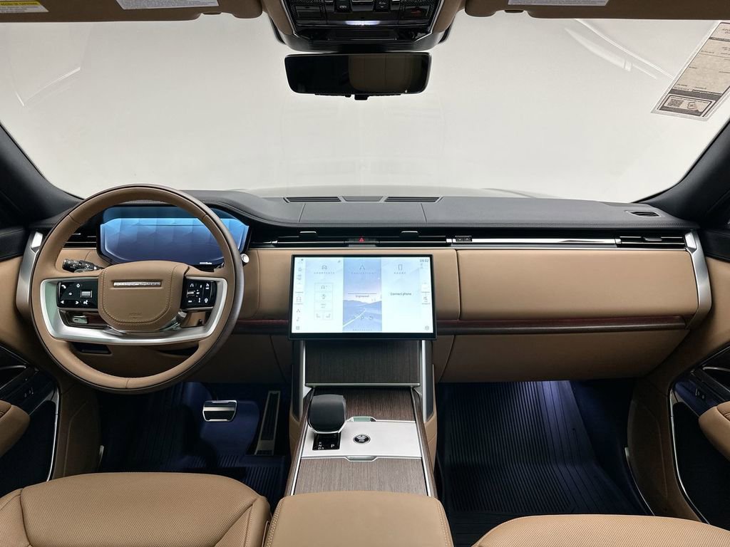 New 2025 Land Rover Range Rover SE image 7