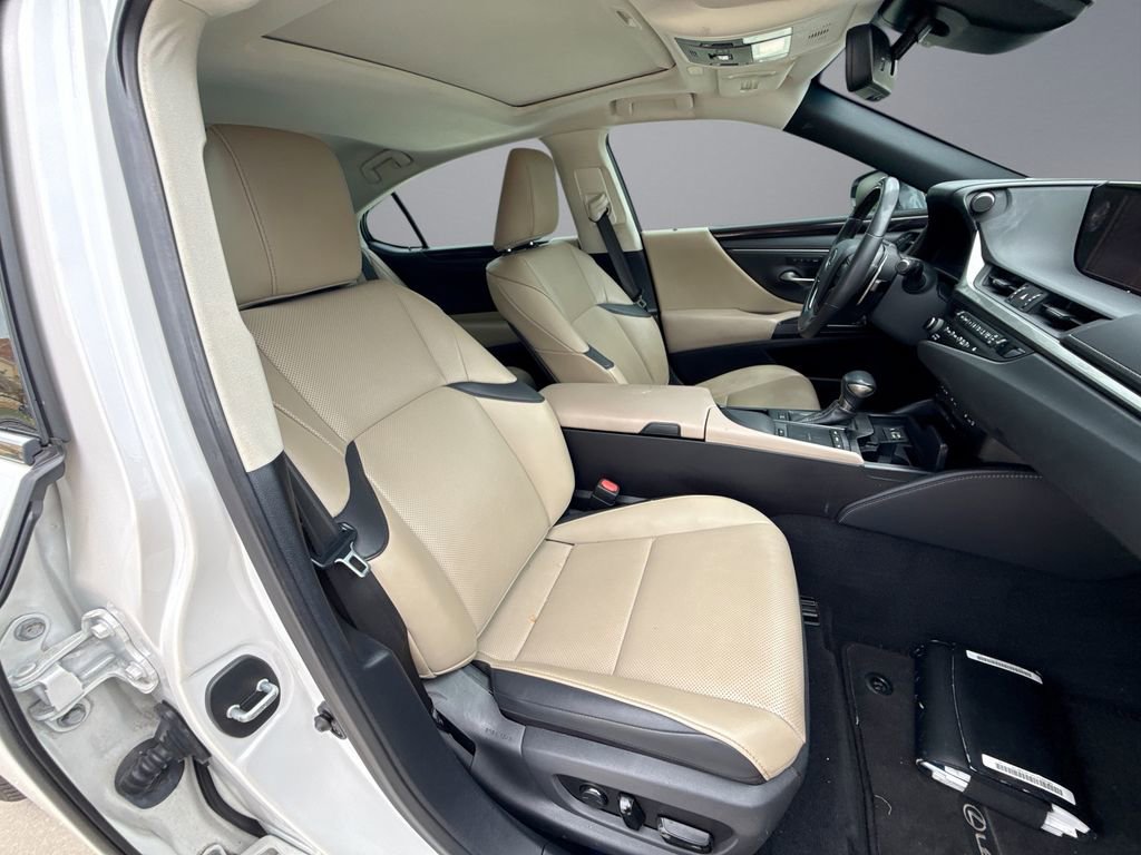 Used 2020 Lexus ES 350 w/ Premium Package FWD image 16