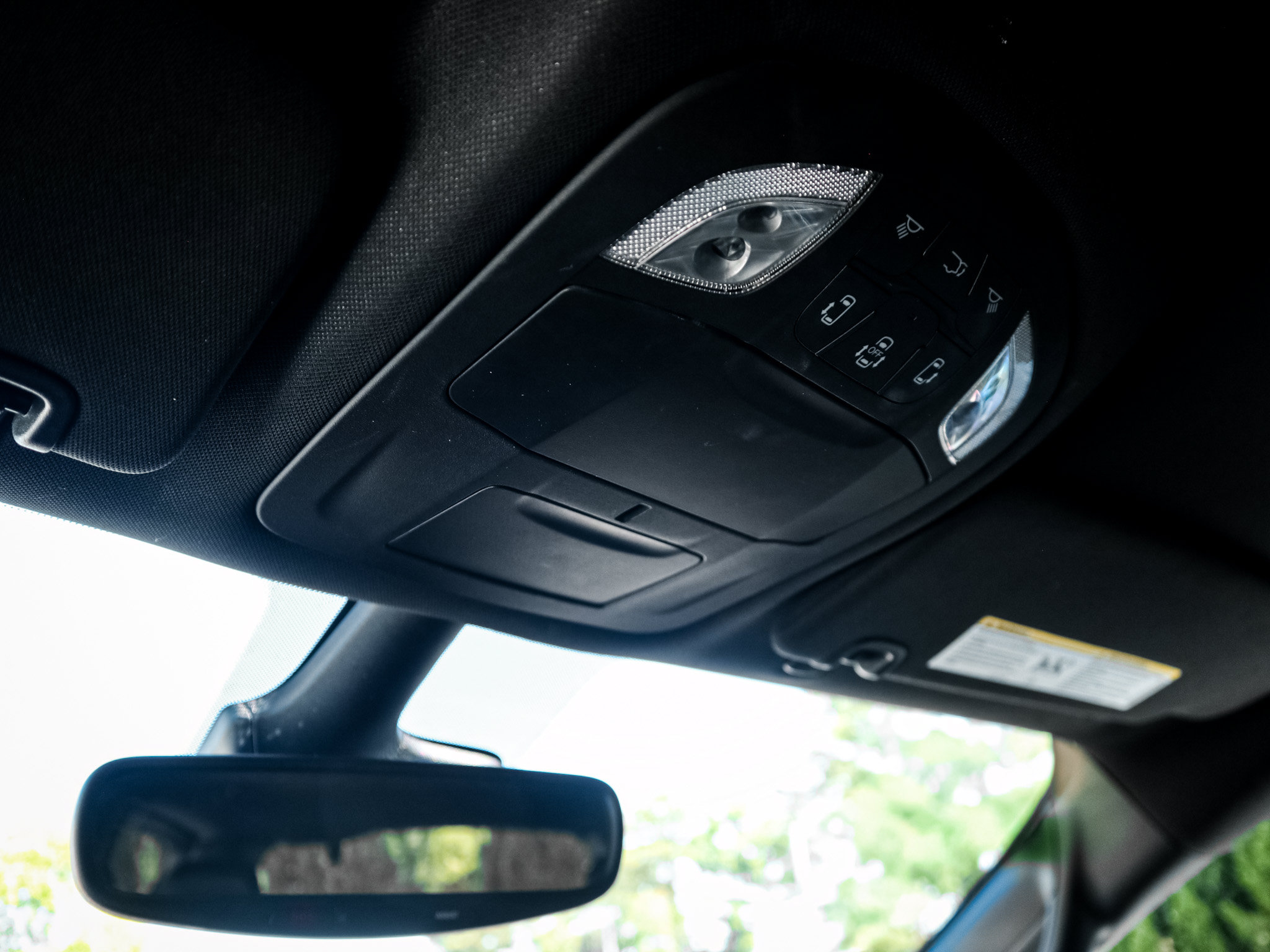 Used 2025 Chrysler Pacifica Select FWD image 27