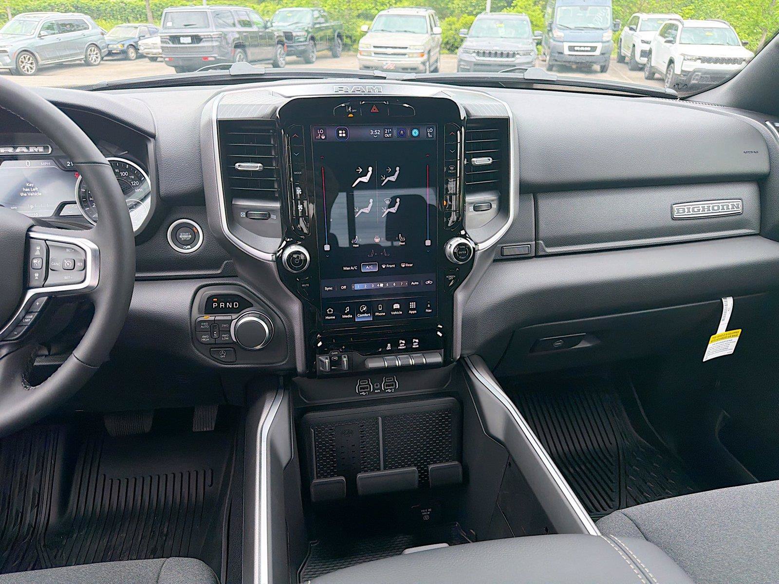 New 2026 RAM 1500 Big Horn AWD/4WD image 18
