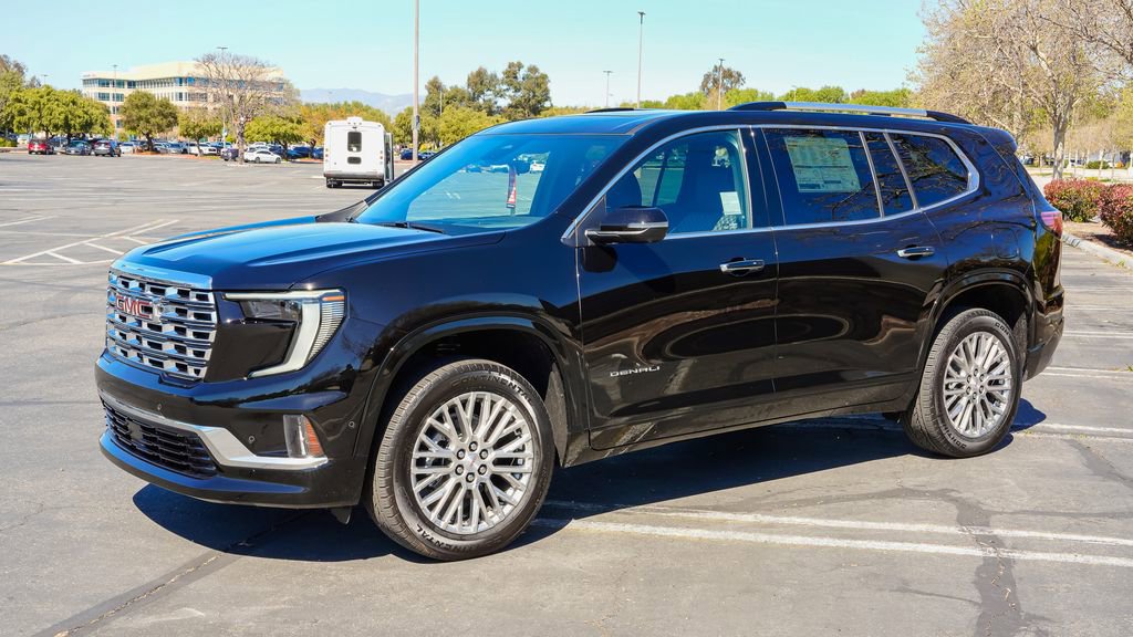 New 2026 GMC Acadia Denali w/ Super Cruise Package image 3