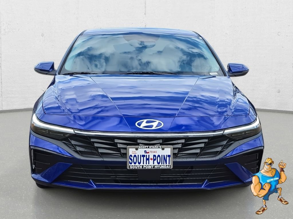 New 2026 Hyundai Elantra Limited image 2