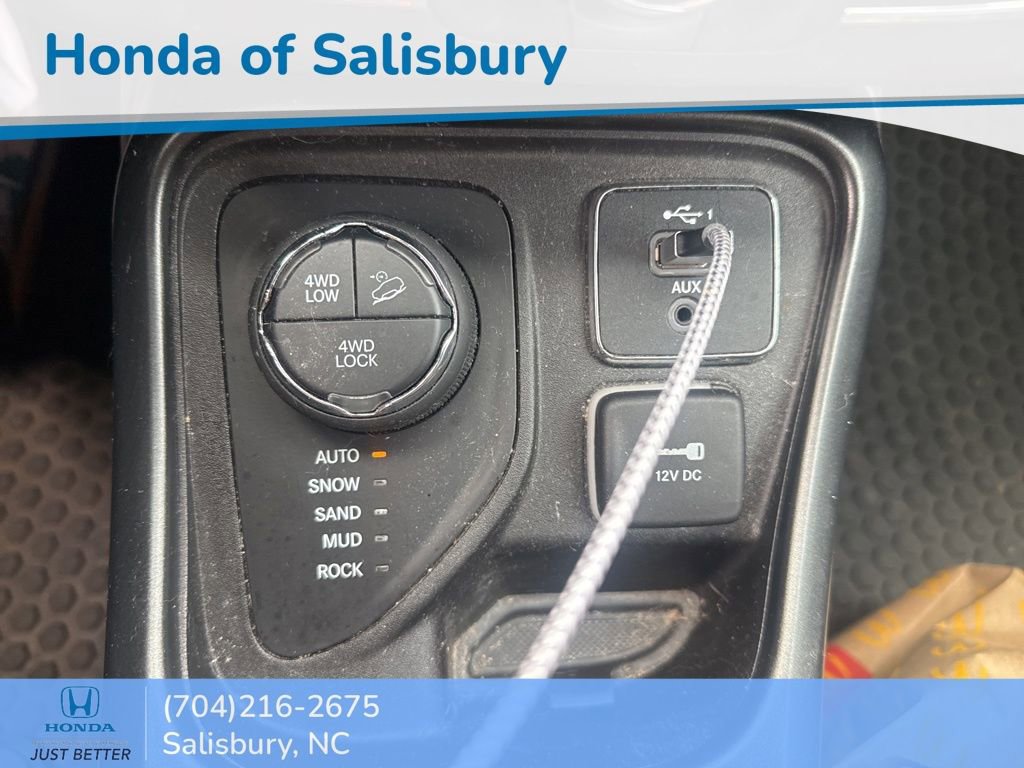 Used 2019 Jeep Compass Trailhawk image 15