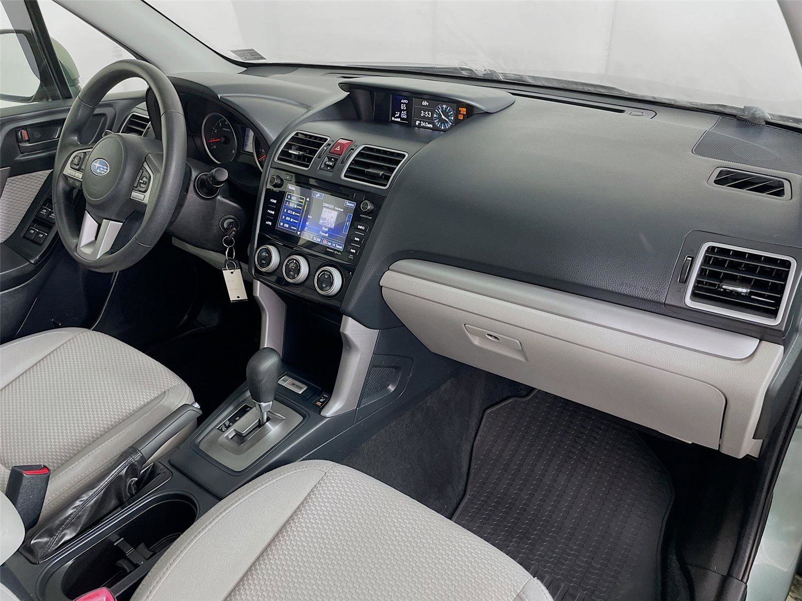 Used 2017 Subaru Forester 2.5i Premium w/ All-Weather Package image 31