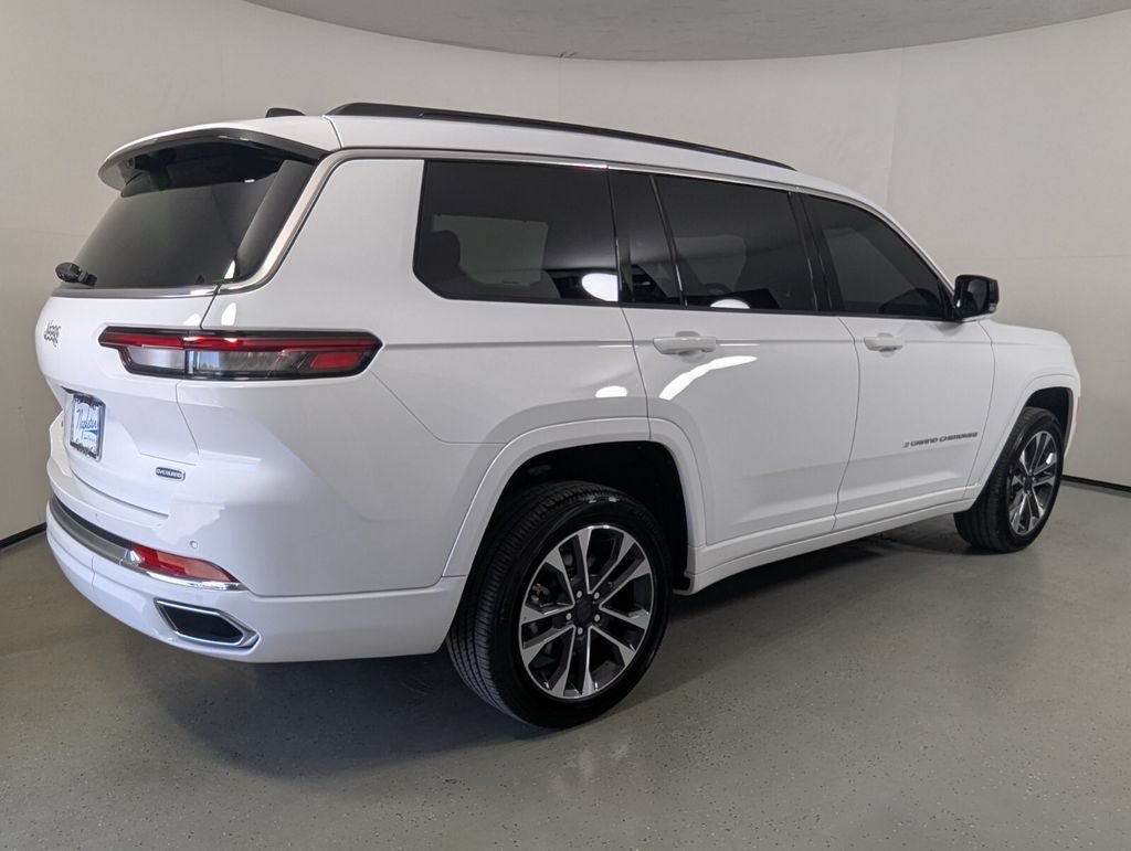 Used 2025 Jeep Grand Cherokee L Overland w/ Luxury Tech Group IV AWD/4WD image 7