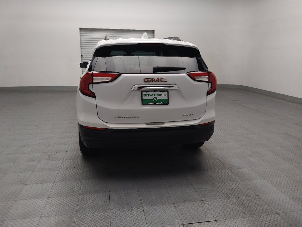 Used 2023 GMC Terrain SLE w/ Driver Convenience Package image 6