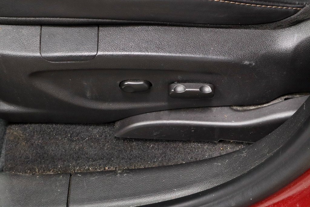 Used 2020 Chevrolet Trax LT w/ Driver Confidence Package image 23