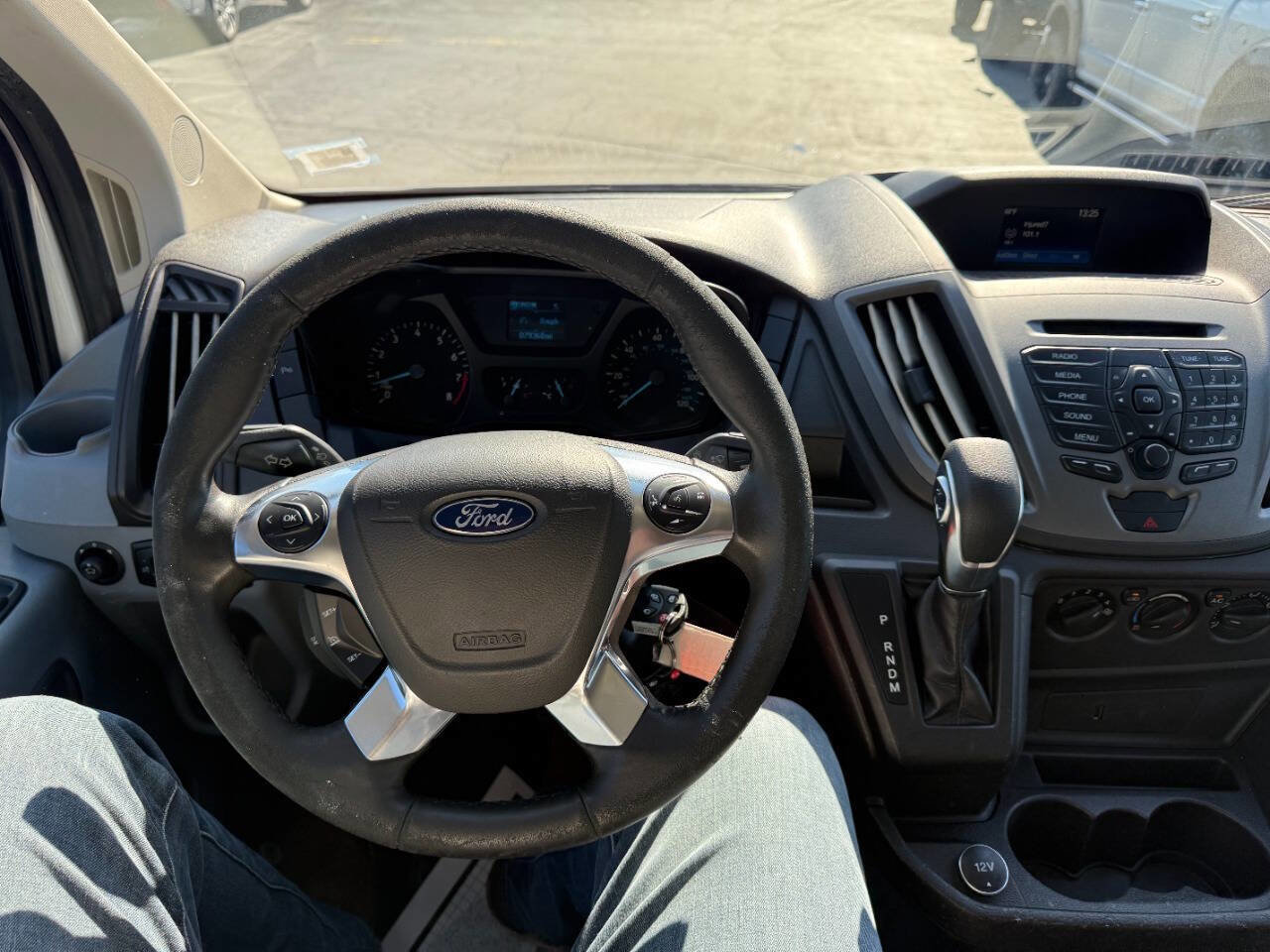Used 2017 Ford Transit 150 XL RWD image 11