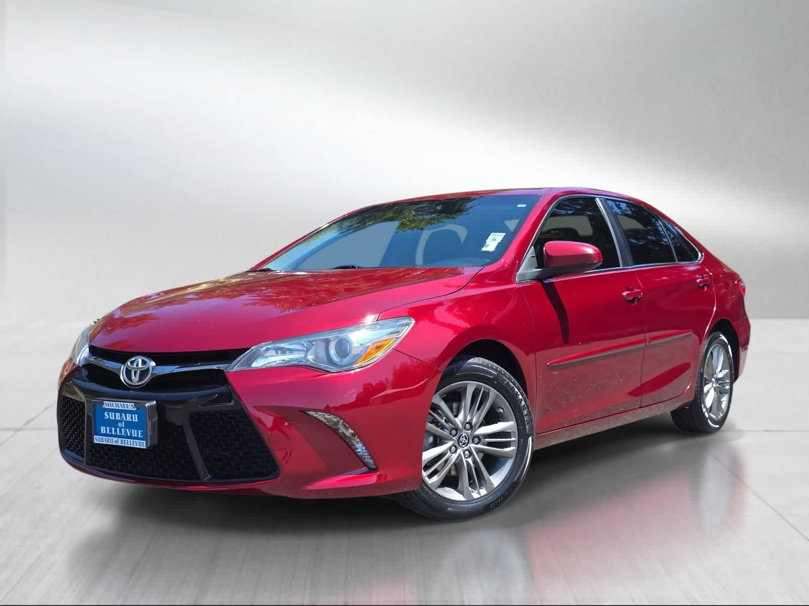 Used 2017 Toyota Camry SE w/ Protection Package (Q2) FWD video 1