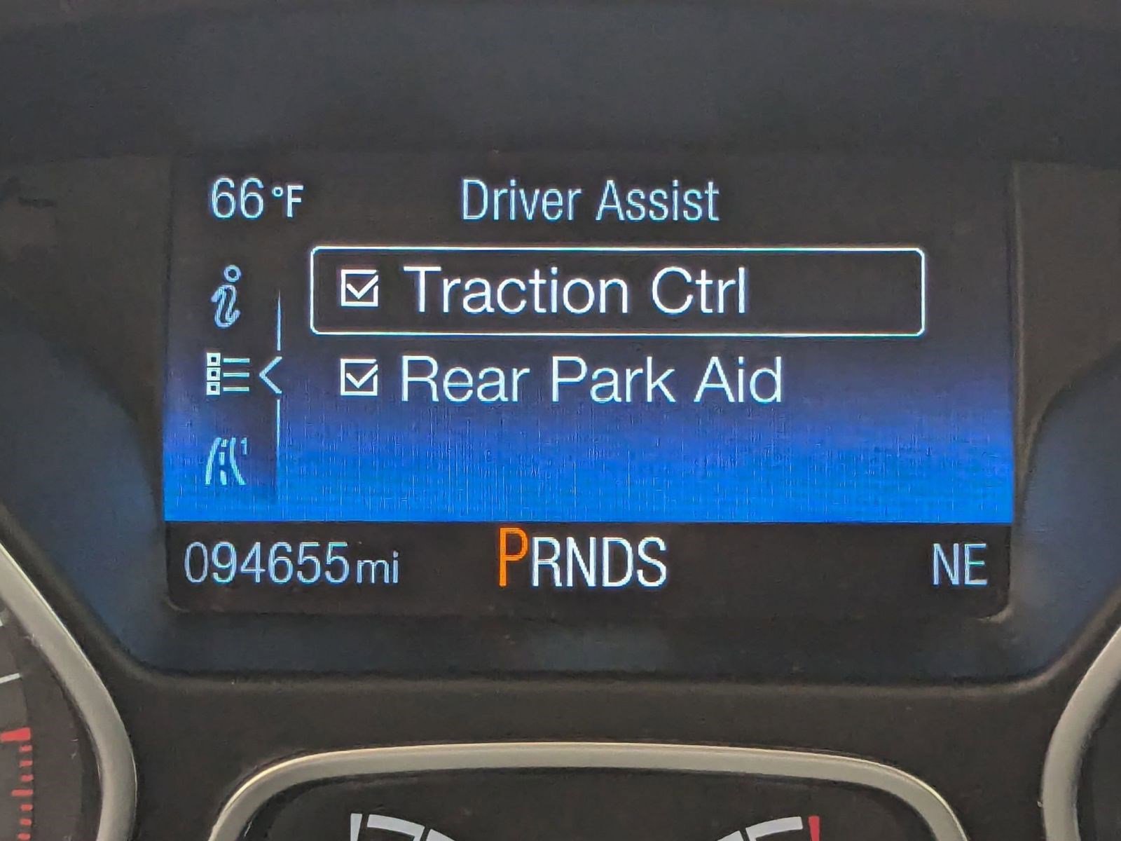 Used 2017 Ford Focus SEL image 15