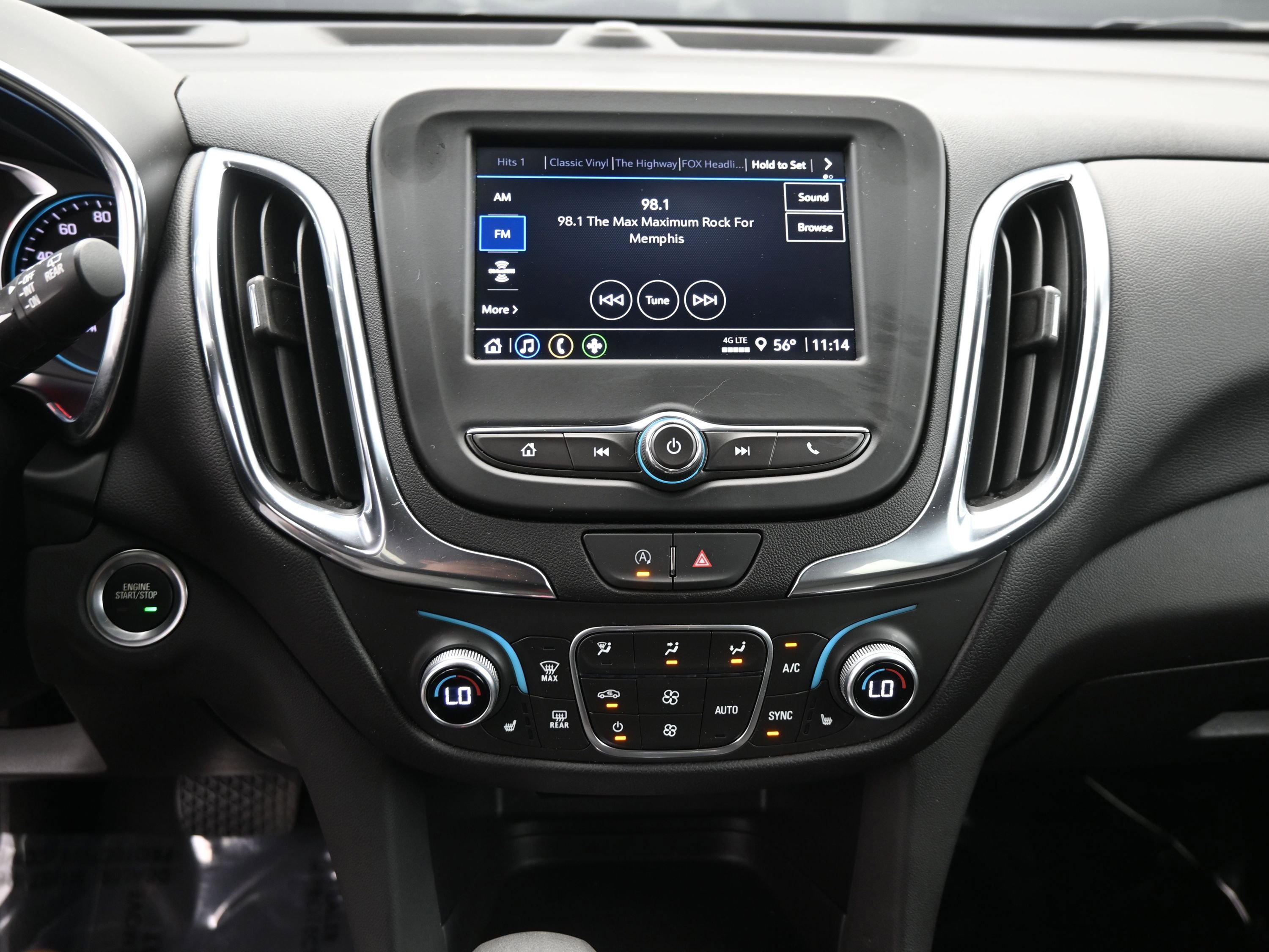 Used 2024 Chevrolet Equinox LT FWD image 14