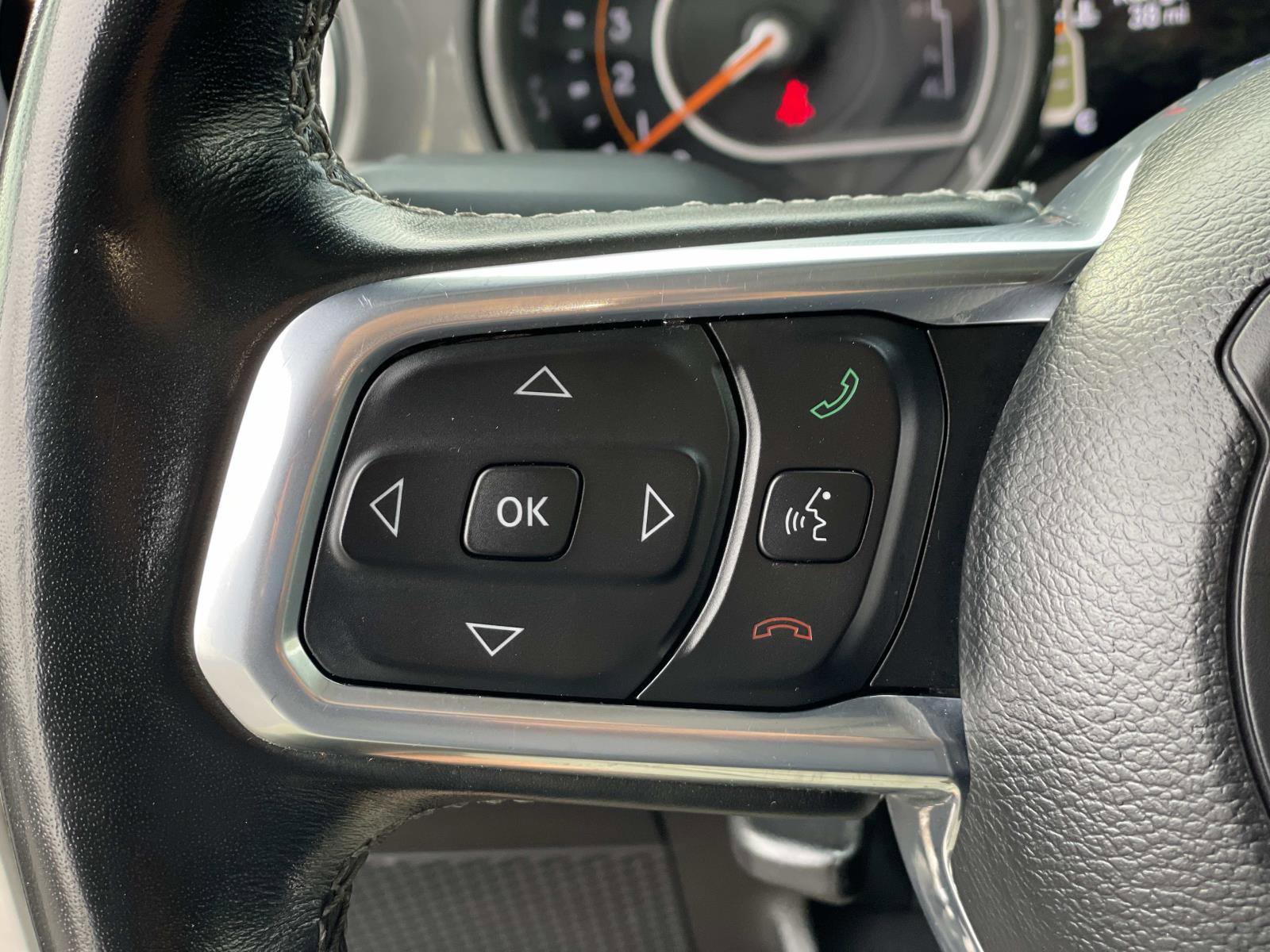 Used 2022 Jeep Wrangler Unlimited Sahara w/ Cold Weather Group image 8