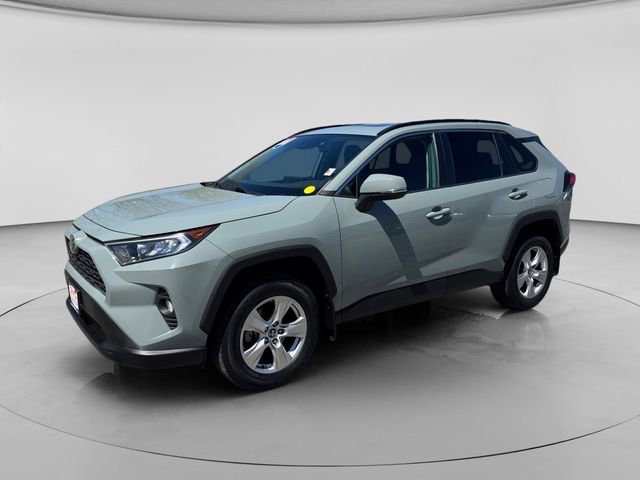Used 2020 Toyota RAV4 XLE w/ Convenience Package AWD/4WD image 2