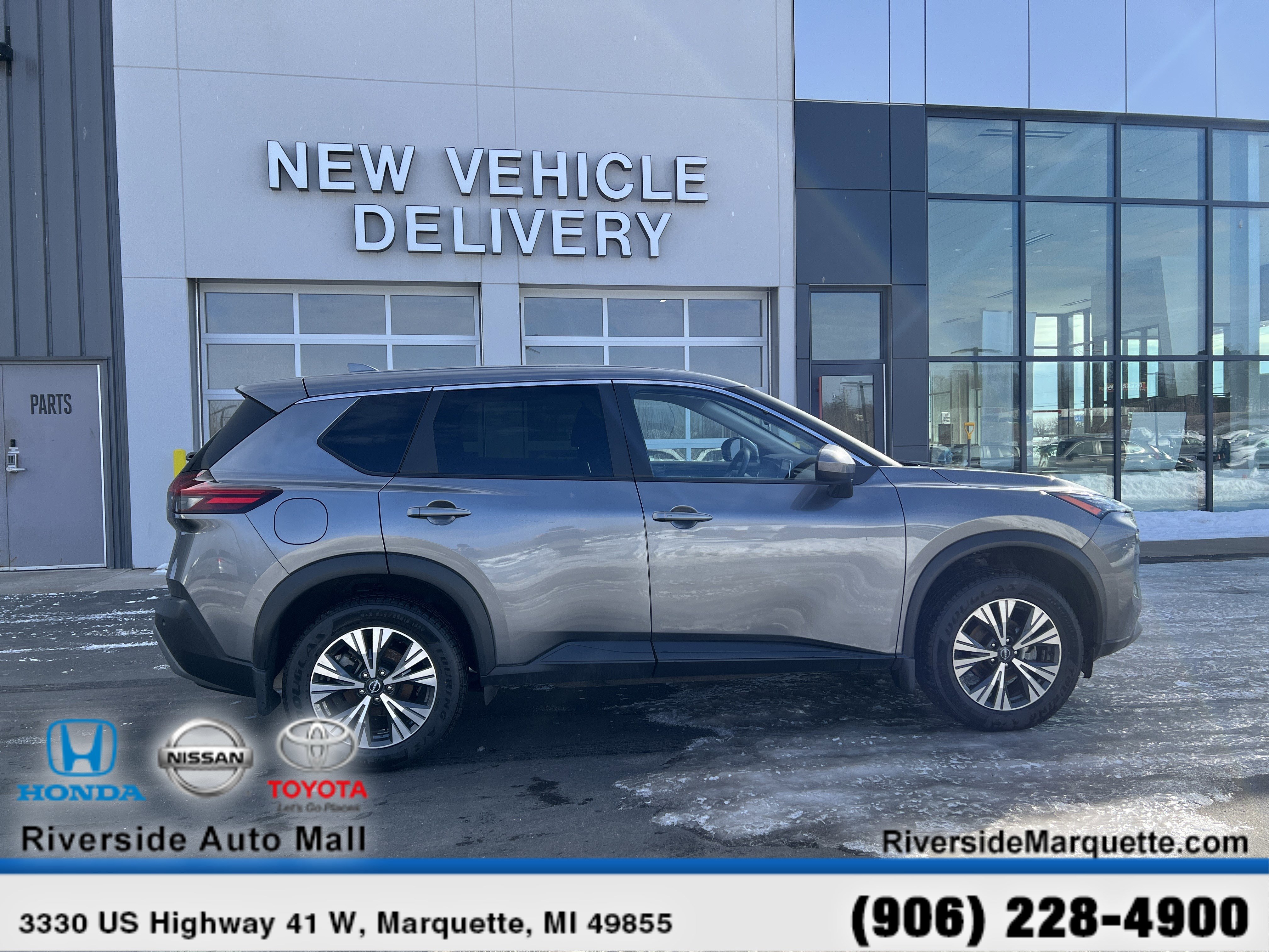 Used 2023 Nissan Rogue SV AWD/4WD image 10