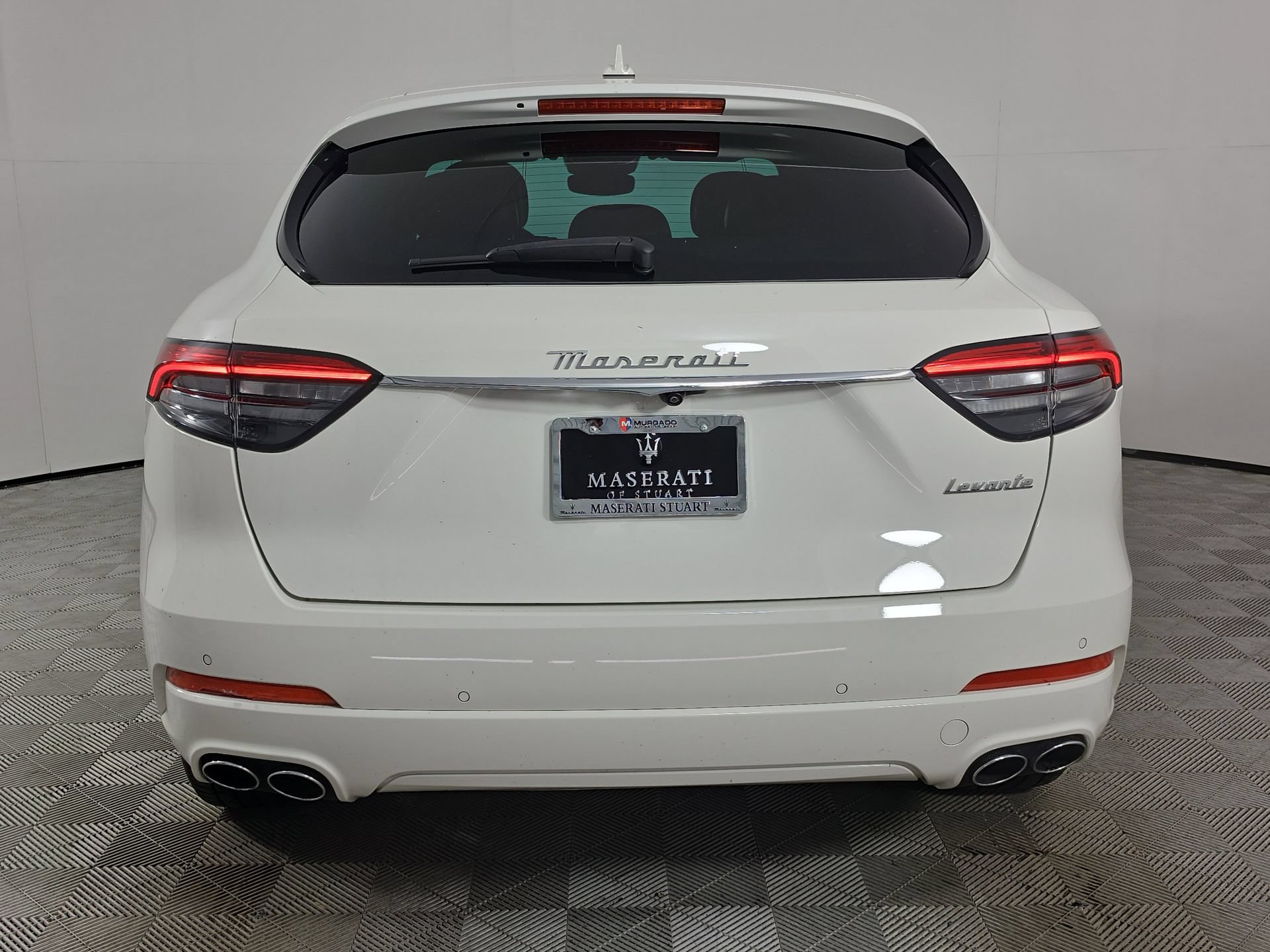Used 2023 Maserati Levante GT AWD/4WD image 6