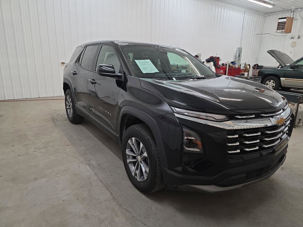 Used 2025 Chevrolet Equinox LT image 21