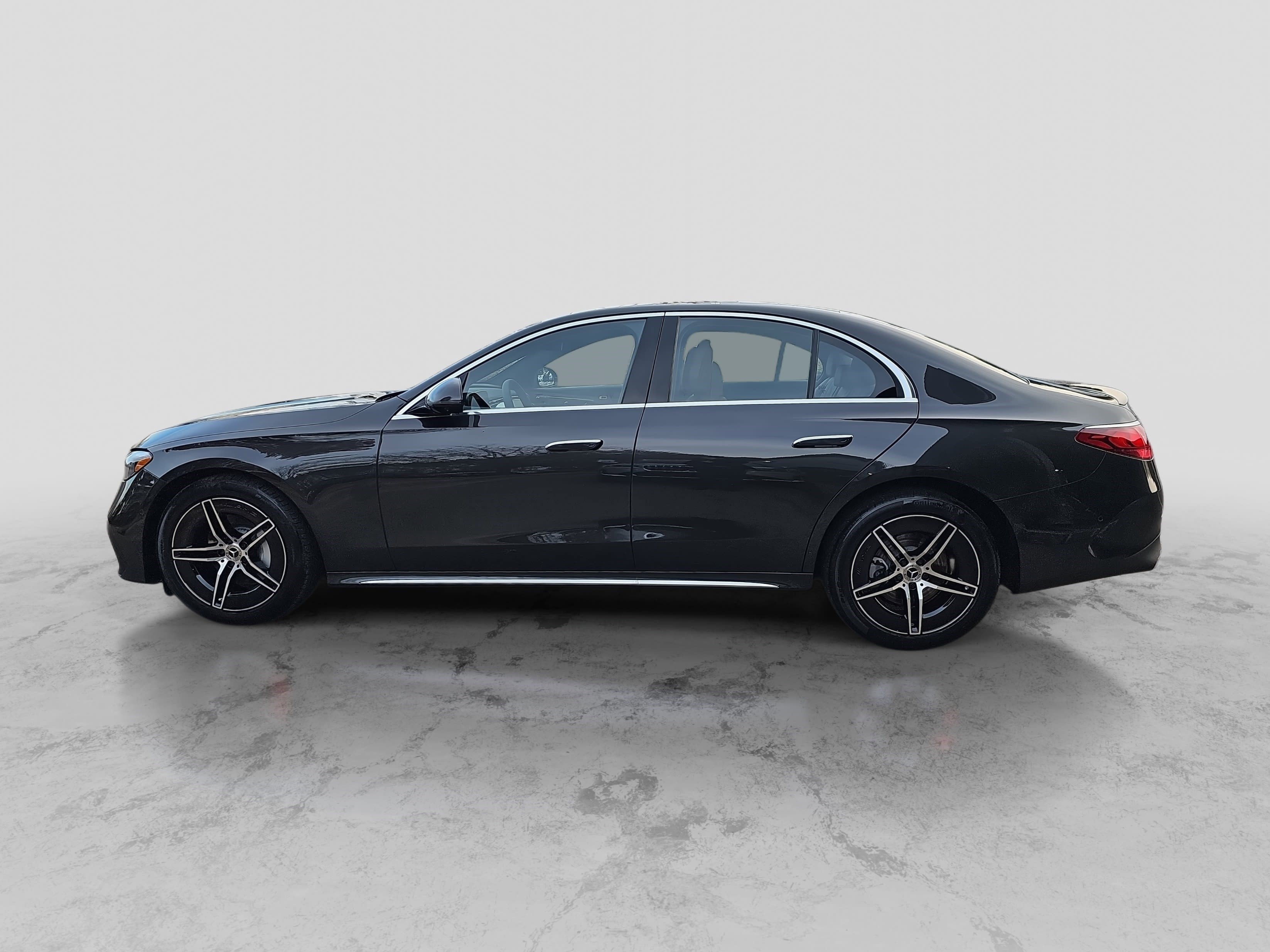 New 2026 Mercedes-Benz E 350 4MATIC Sedan image 8