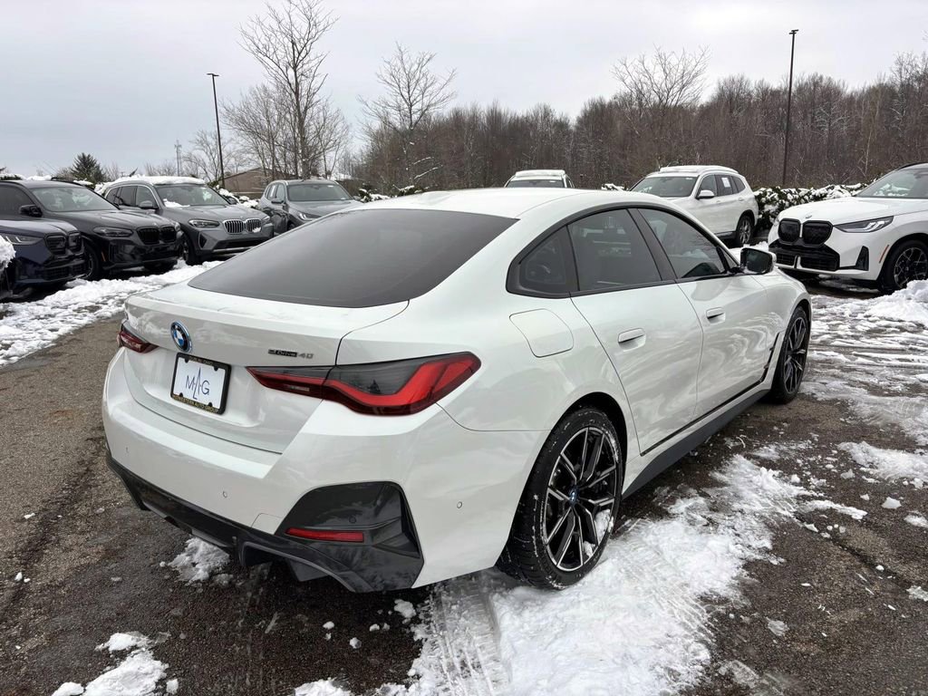 Certified 2022 BMW i4 eDrive40 w/ M Sport Package image 7