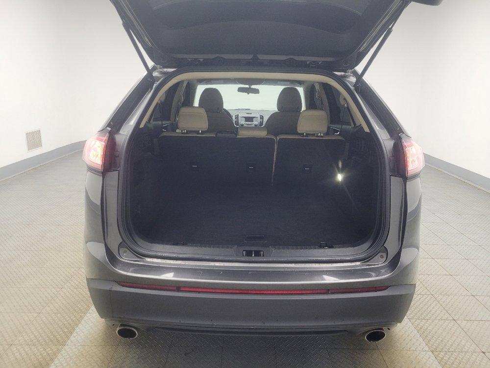 Used 2017 Ford Edge SE AWD/4WD image 29