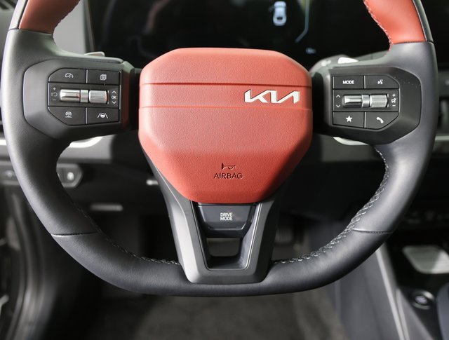 New 2026 Kia K4 GT-Line image 13