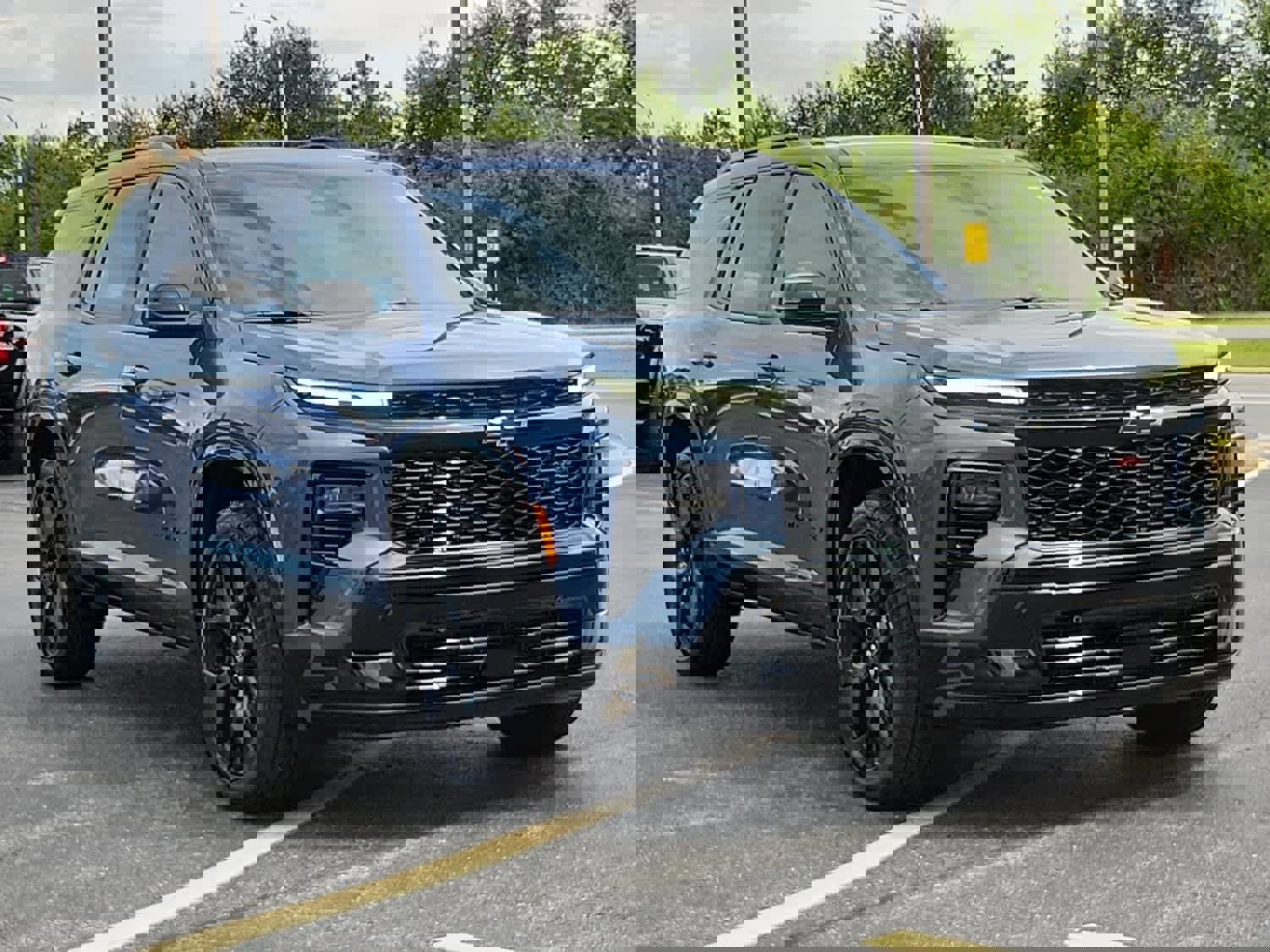 New 2026 Chevrolet Traverse RS w/ LPO, Floor Liner Package image 2