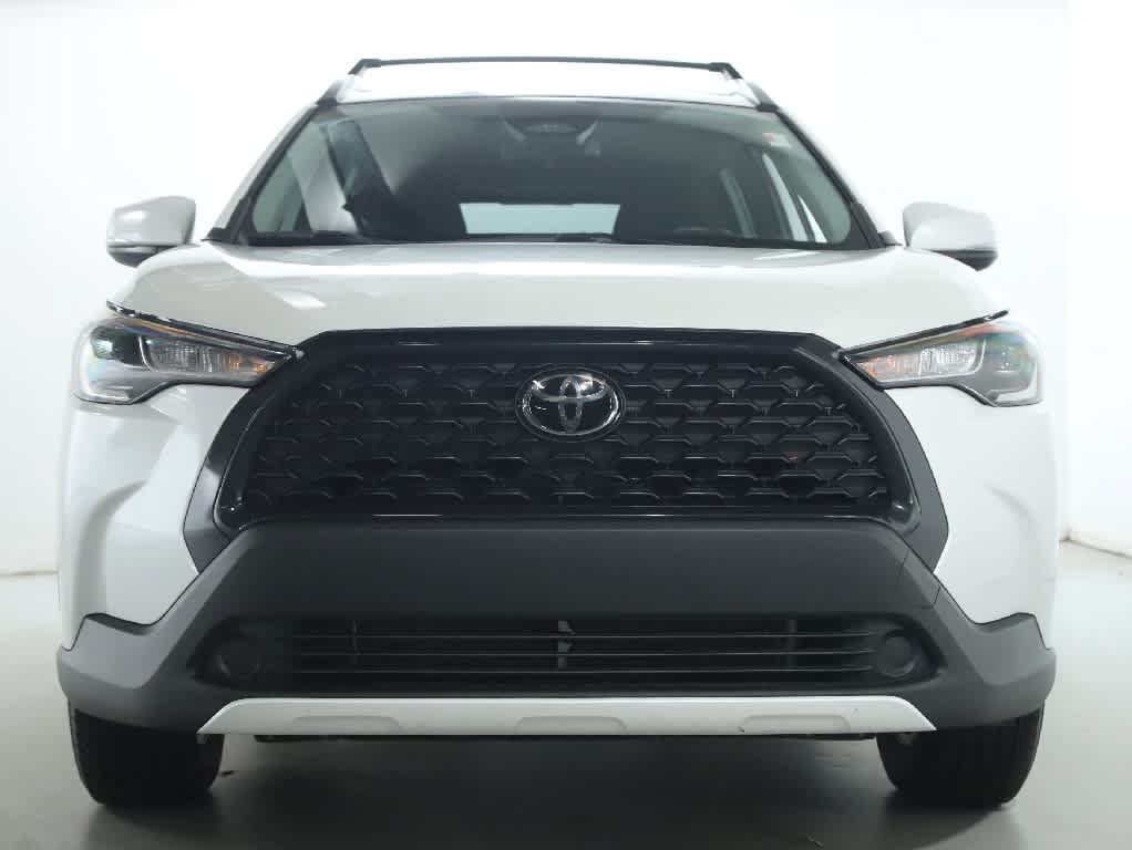 Certified 2024 Toyota Corolla Cross LE FWD image 5