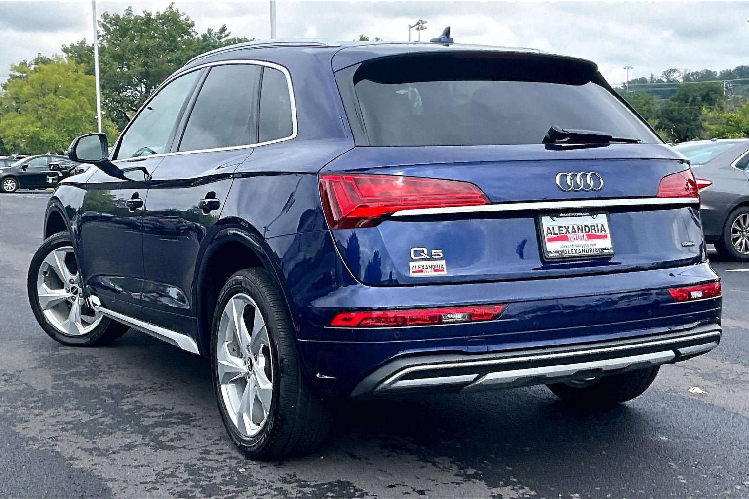 Used 2021 Audi Q5 Prestige w/ Prestige Package AWD/4WD image 11