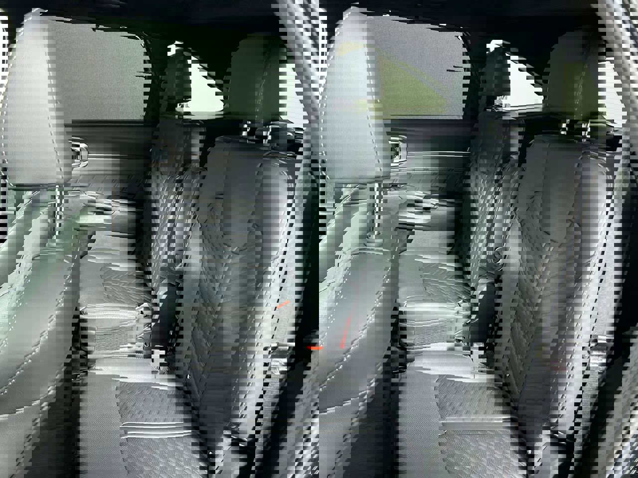 Certified 2025 Kia Sorento SX Prestige image 28