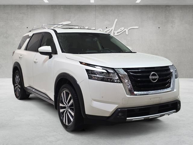 Used 2022 Nissan Pathfinder Platinum w/ Cargo Package FWD image 2