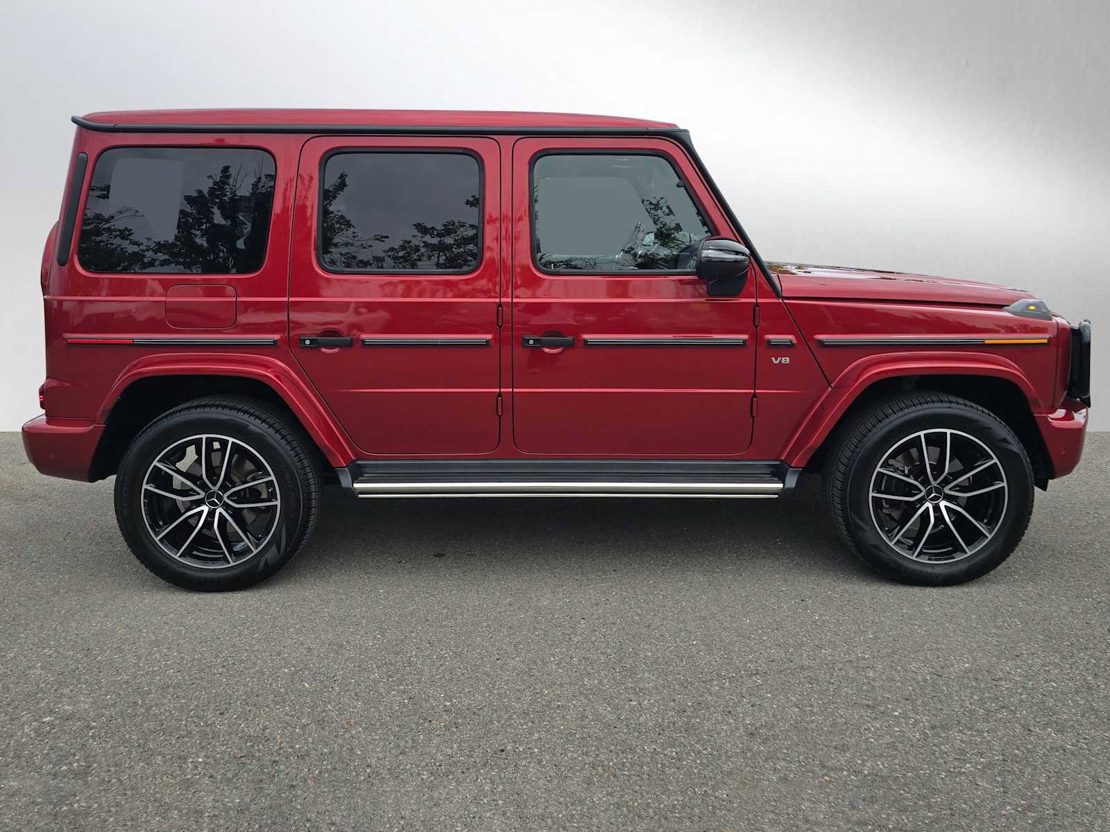 Used 2021 Mercedes-Benz G 550 image 2