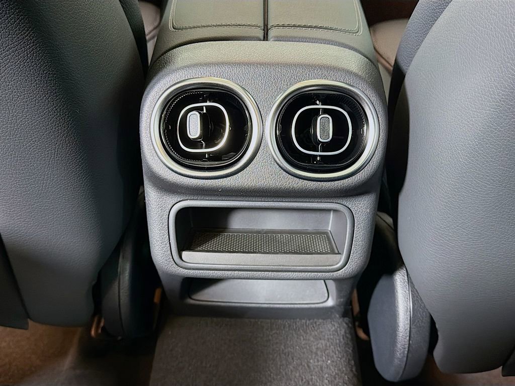 New 2026 Mercedes-Benz GLC 300 4MATIC image 28