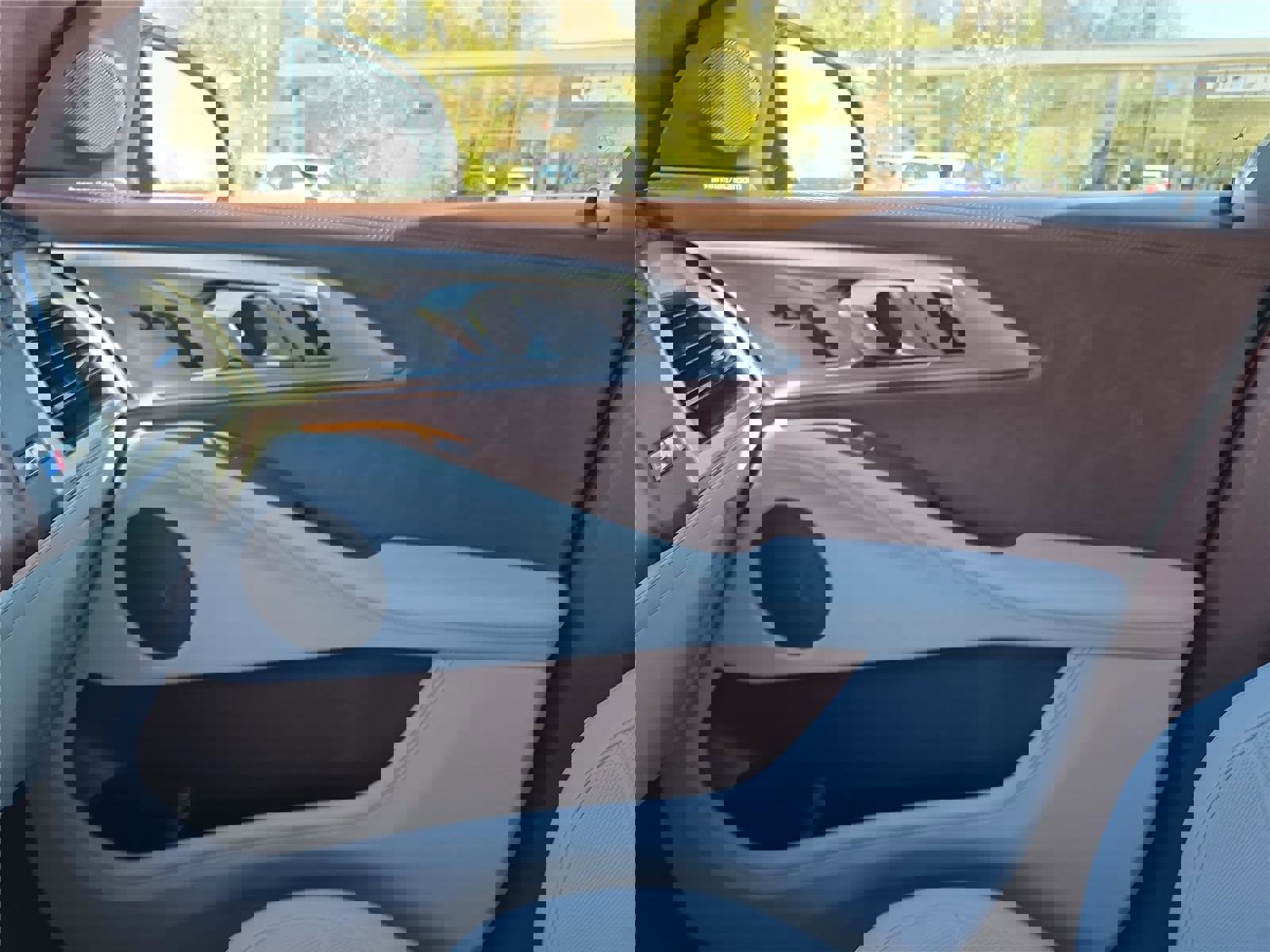 Used 2023 BMW XM image 22