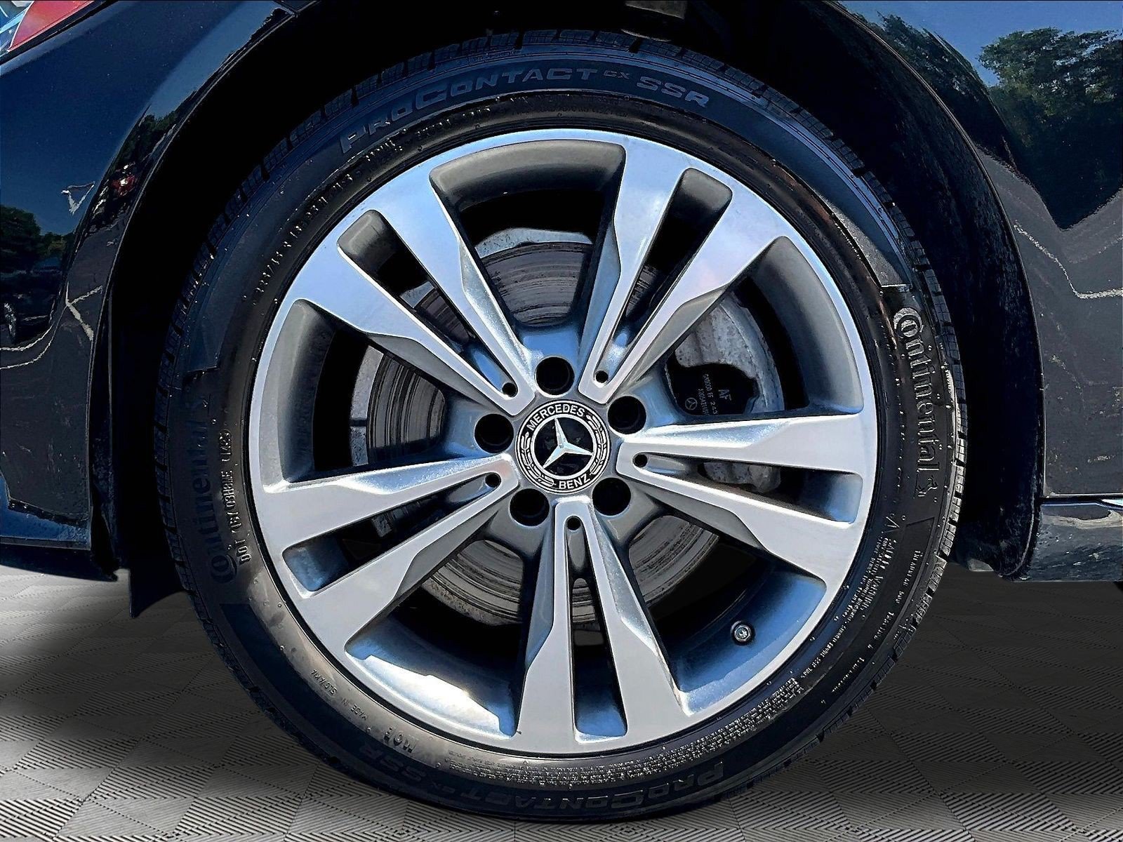 Used 2019 Mercedes-Benz C 300 4MATIC Sedan image 33