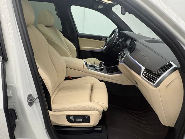 Used 2022 BMW X5 xDrive40i w/ Premium Package AWD/4WD image 52