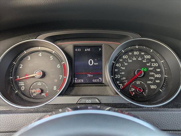 Used 2017 Volkswagen Golf S image 9