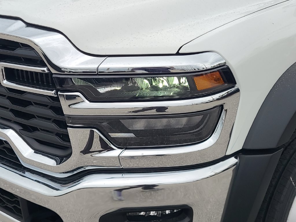 New 2026 RAM 4500 Tradesman w/ Chrome Appearance Group AWD/4WD image 9
