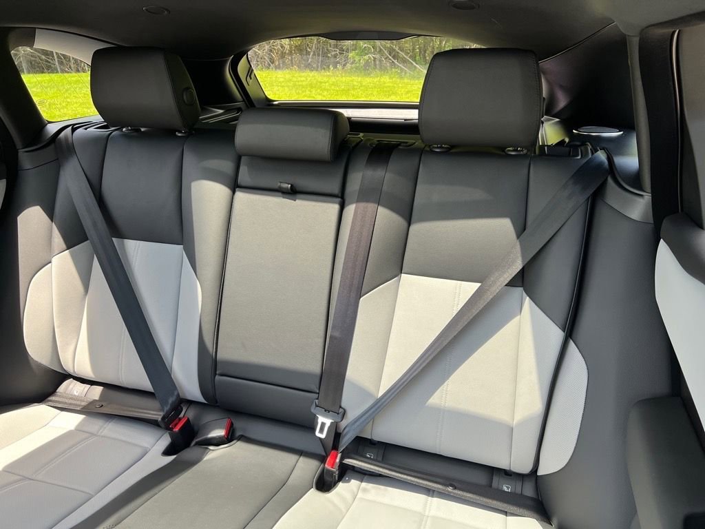 New 2026 Land Rover Range Rover Velar Dynamic SE image 22