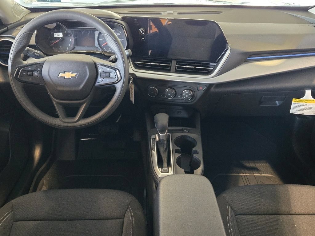 New 2026 Chevrolet Trax LS w/ LS Convenience Package FWD image 14