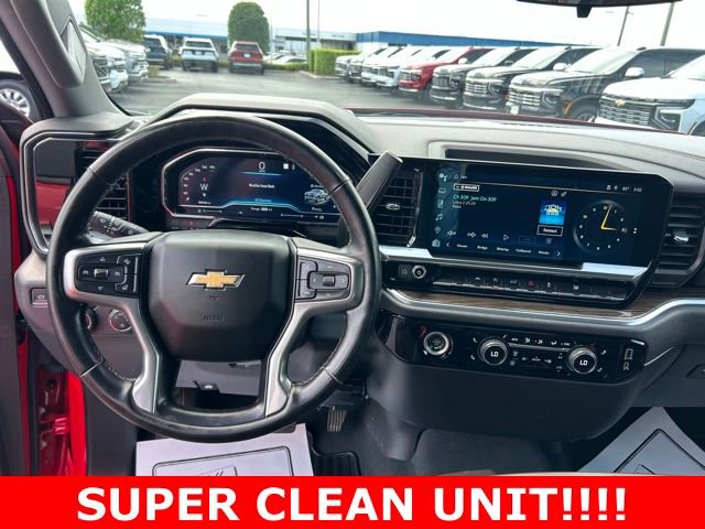 Used 2023 Chevrolet Silverado 1500 LT AWD/4WD image 17
