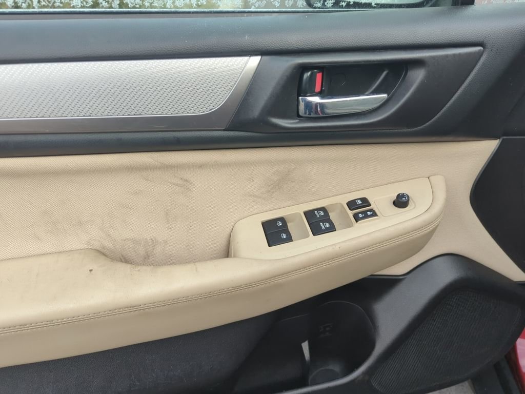 Used 2016 Subaru Outback 2.5i Premium image 9