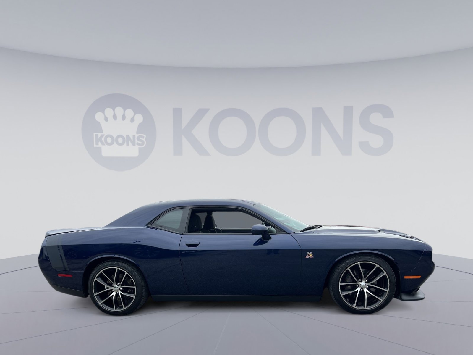 Used 2016 Dodge Challenger R/T Scat Pack RWD image 17