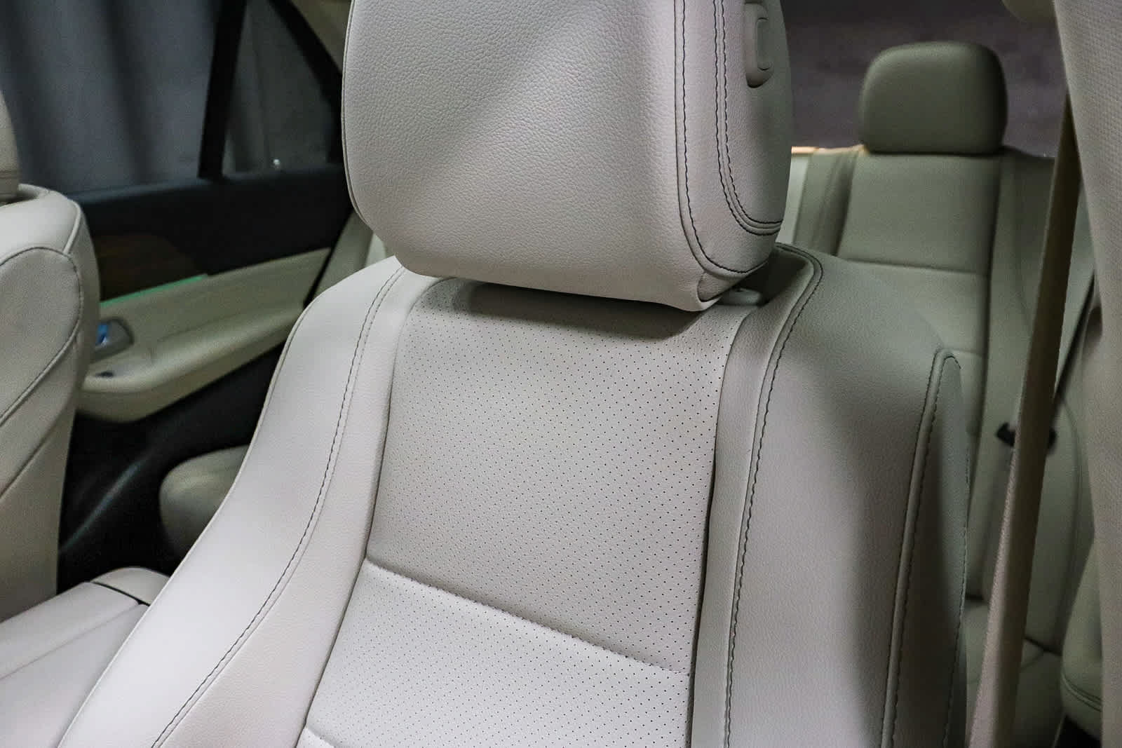 Used 2026 Mercedes-Benz GLE 450 4MATIC image 28
