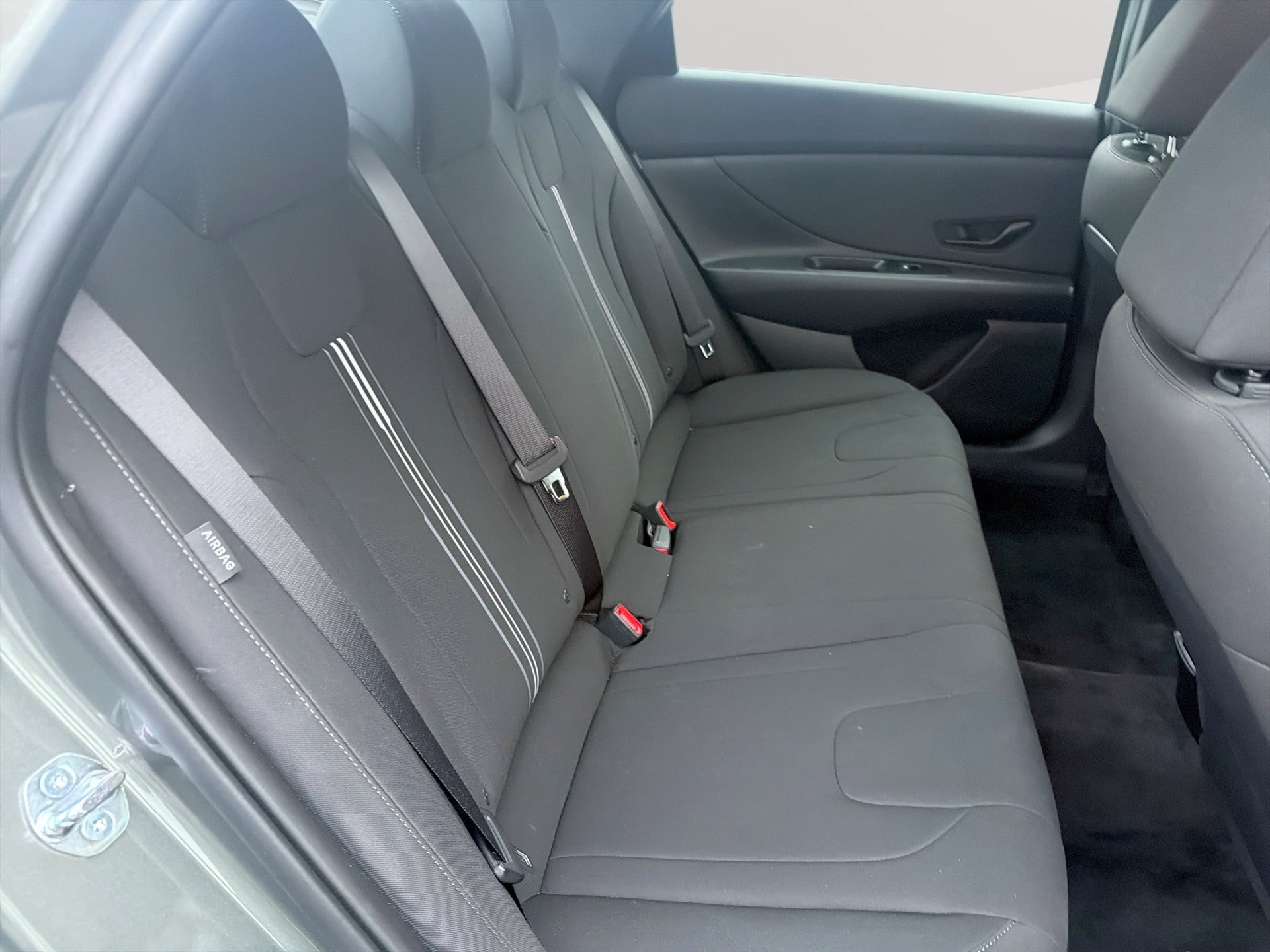 Used 2026 Hyundai Elantra Sport FWD image 26