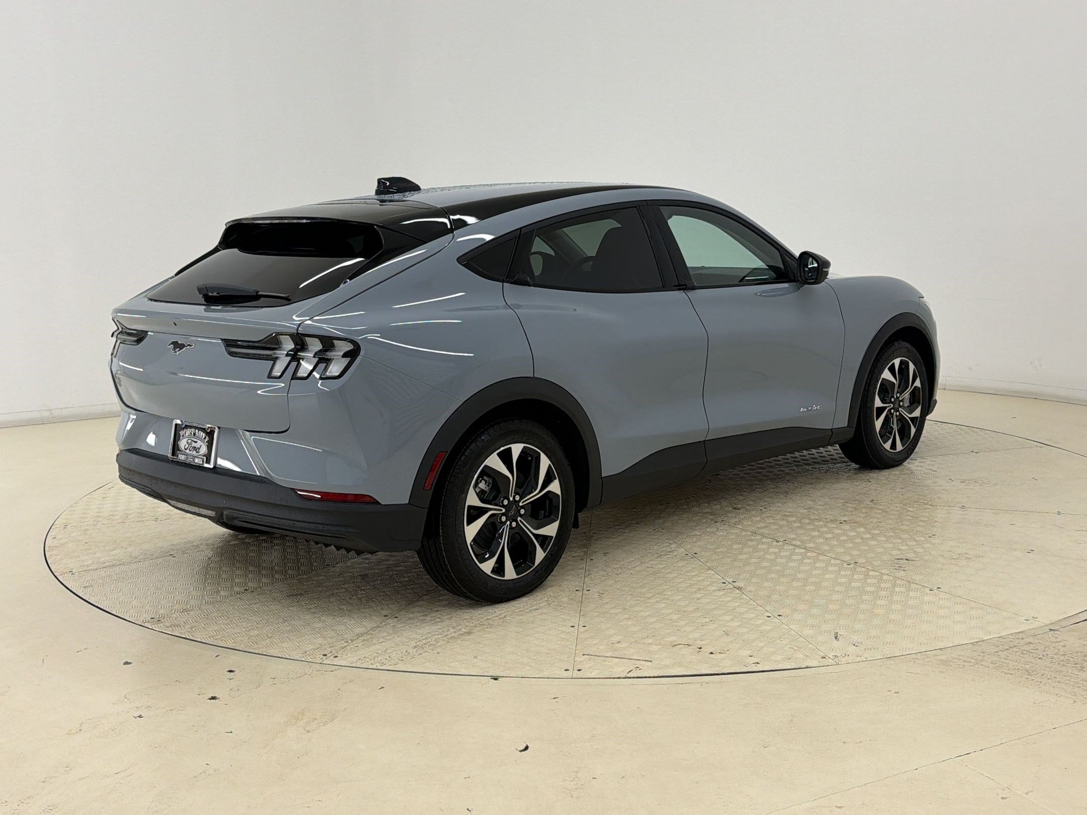 New 2026 Ford Mustang Mach-E Select RWD image 9
