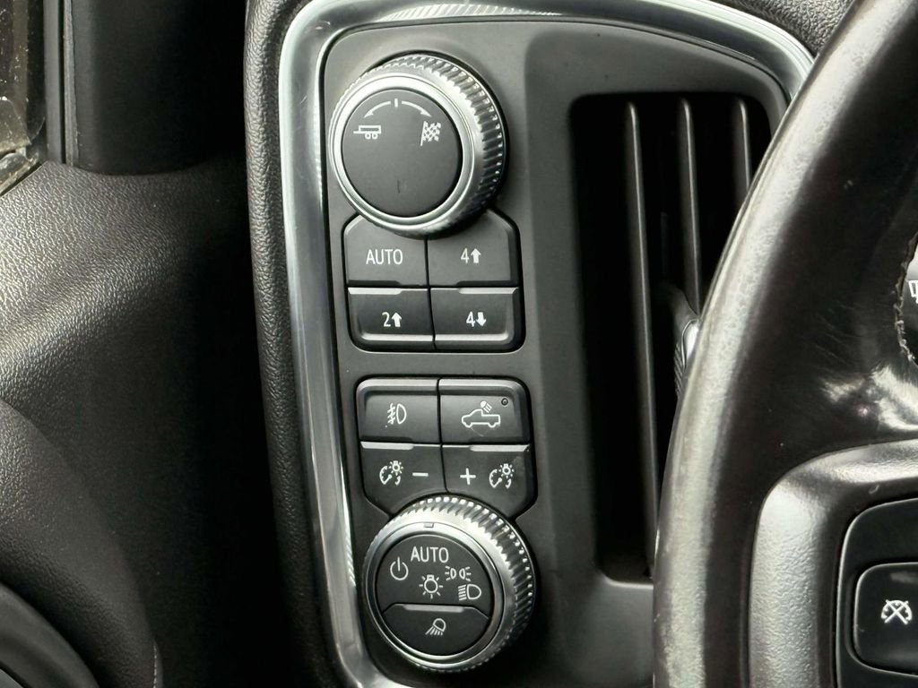 Used 2019 GMC Sierra 1500 SLT w/ SLT Premium Package image 24