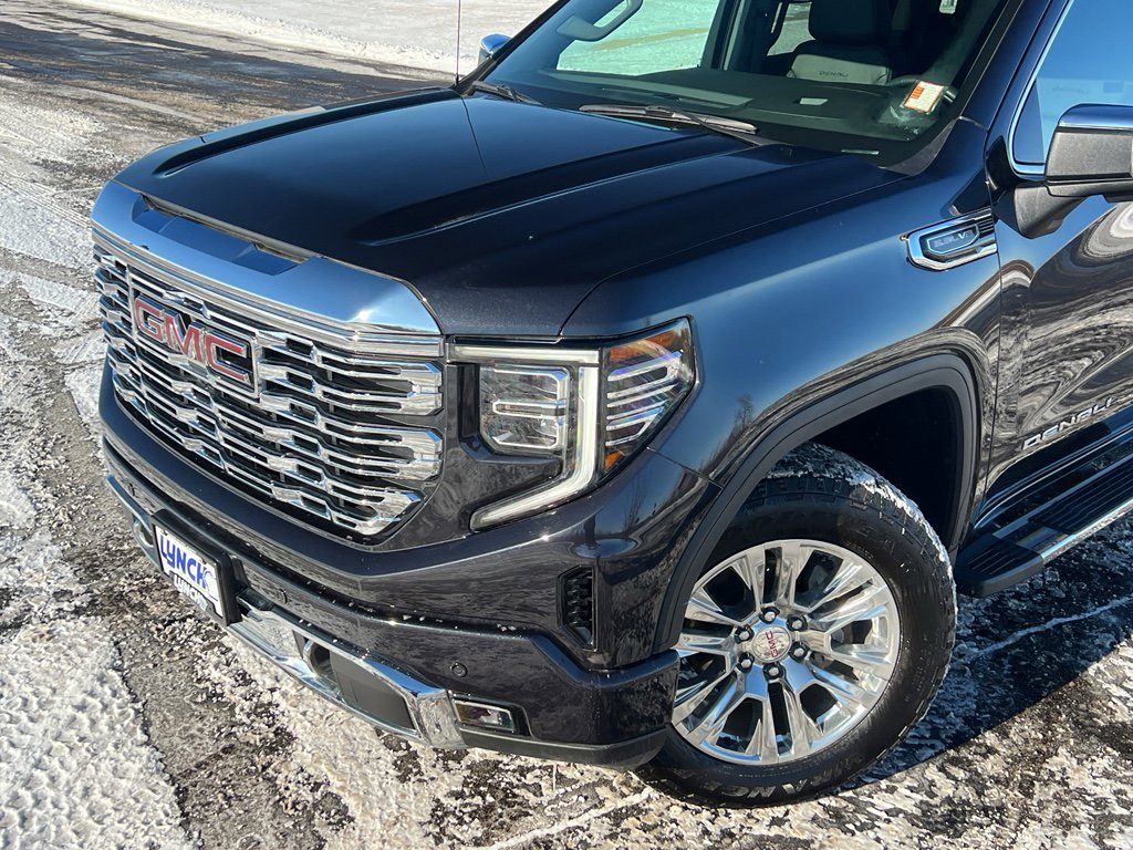 Used 2024 GMC Sierra 1500 Denali AWD/4WD image 8