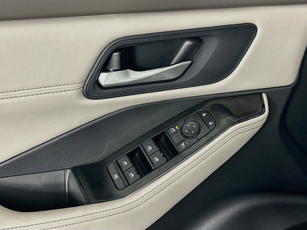 New 2027 Nissan Rogue Dark Armor AWD/4WD image 23