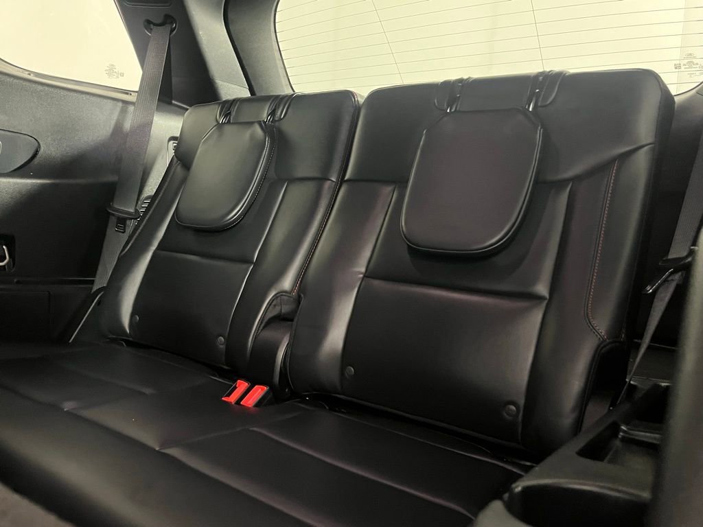 Used 2025 Ford Explorer ST-Line w/ ST-Line Street Pack image 28