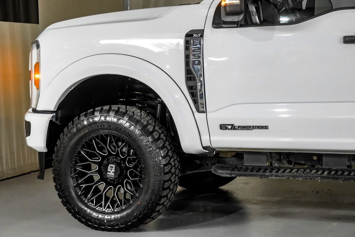Used 2024 Ford F250 XLT w/ FX4 Off-Road Package AWD/4WD image 13